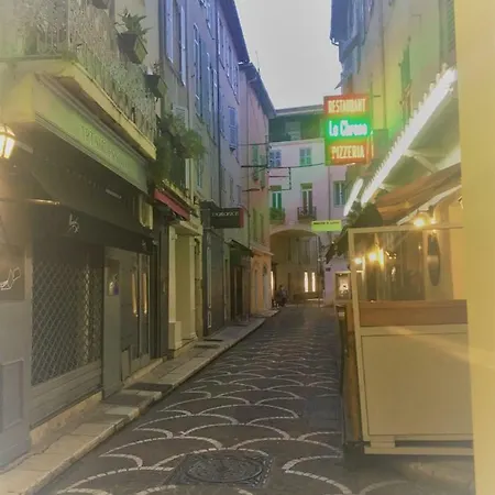 Cosy And Comfortable 1 Bedroom In The Old Town * Antibes